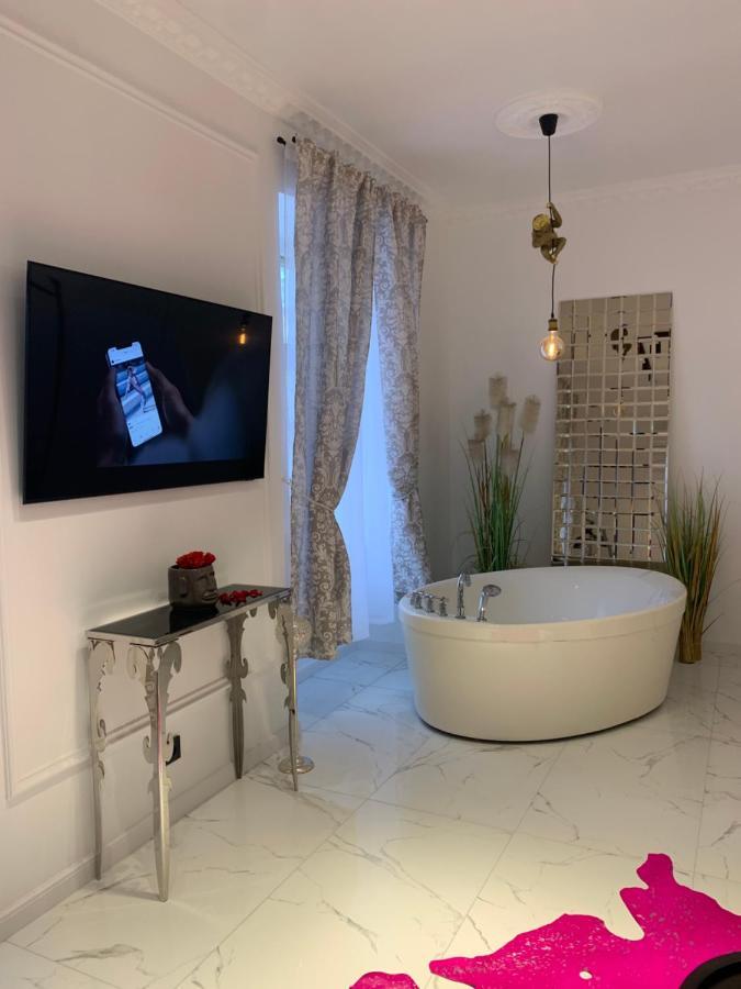 Tiltu 5 Jacuzzi Apartment Klaipėda Dış mekan fotoğraf